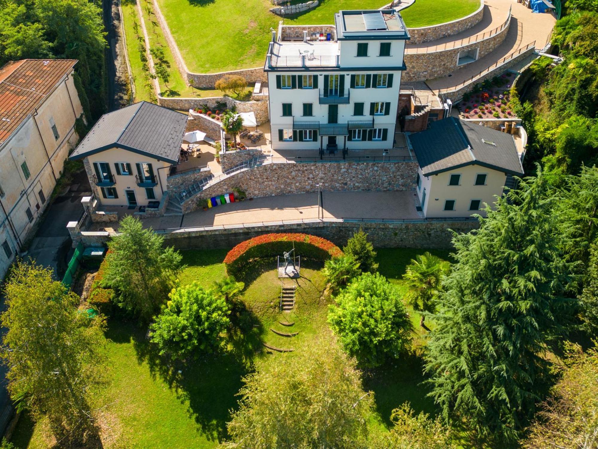 Villa San Carlo Арона Екстер'єр фото